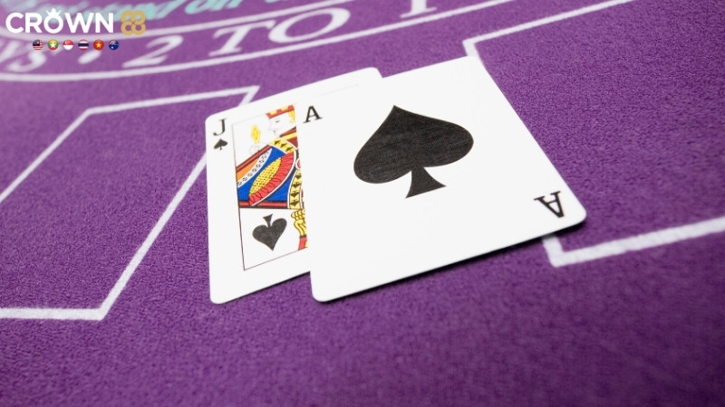 Những lợi thế khi chơi Blackjack Crown88